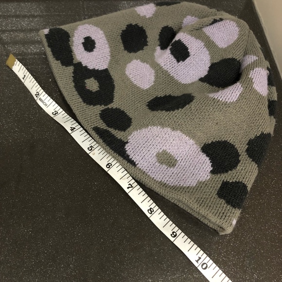 Keds youth beanie/toque - Picture 6 of 6